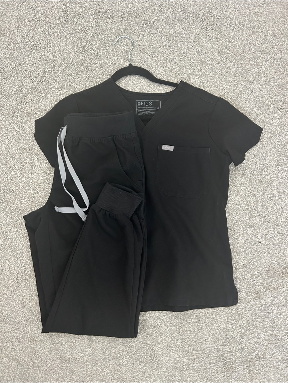 Figs Black V-Neck Scrub petite Top